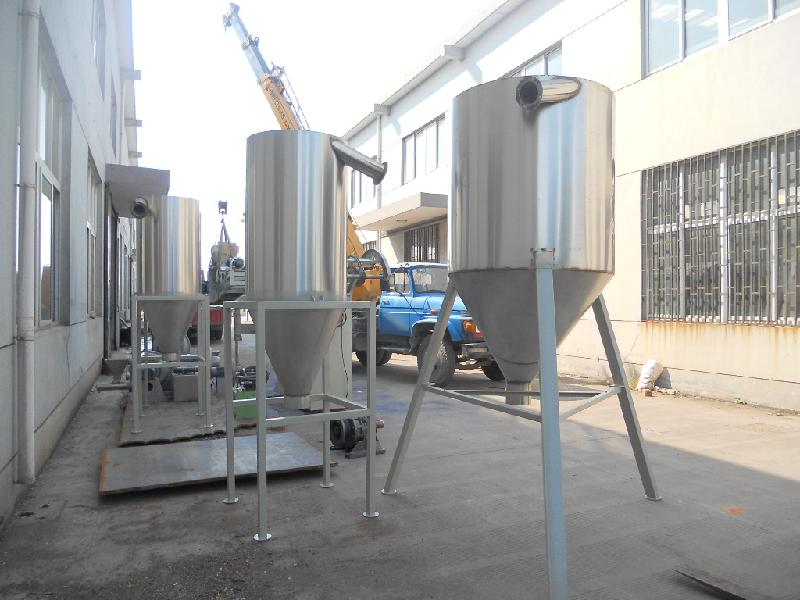 供應(yīng)高產(chǎn)量黑色母造粒機(jī)