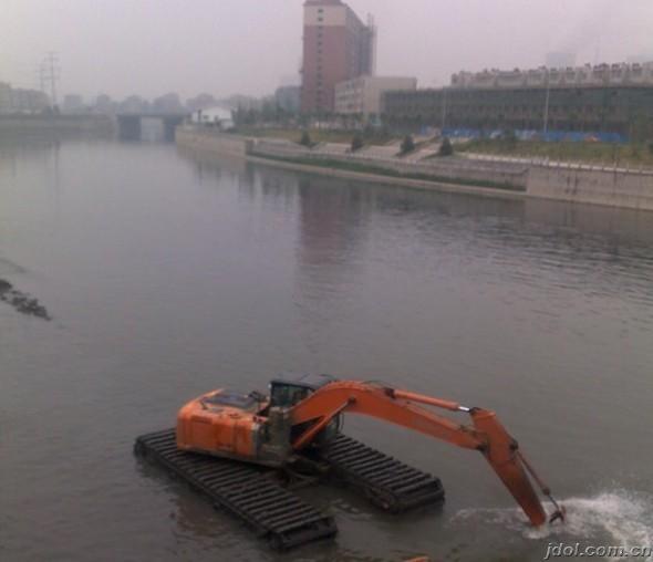 供應(yīng)水陸兩用挖掘機(jī)租賃出租