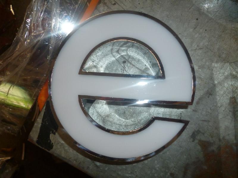 供應(yīng)精工不銹鋼燈箱字，內(nèi)蒙古不銹鋼燈箱字