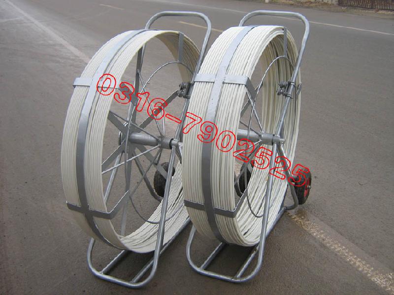 管道導(dǎo)線(xiàn)機(jī)器圖片