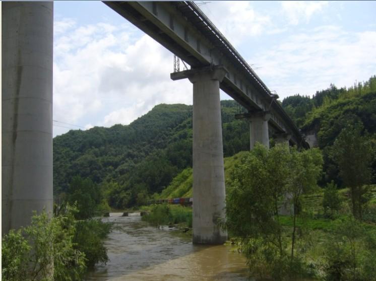 供應(yīng)模板漆鐵路橋梁建筑模板脫模漆