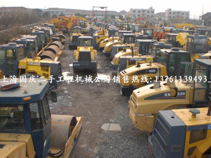 二手14噸振動壓路機圖片
