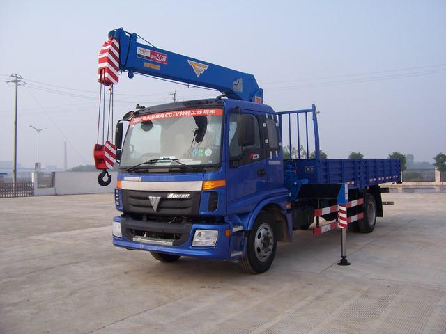 供應(yīng)歐曼隨車起重運(yùn)輸車
