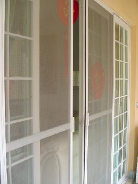 供應(yīng)南山區(qū)防蚊紗門設(shè)計制作安裝維修中心