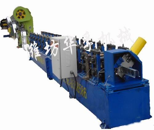 山東太陽能尾托盒冷彎成型設(shè)備圖片