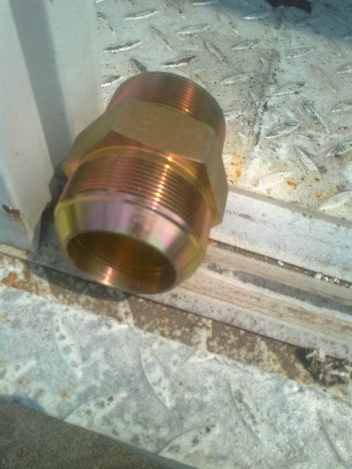 供應(yīng)膠管接頭供應(yīng)/膠管接頭電話