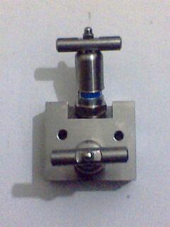 供應(yīng)不繡鋼儀表閥