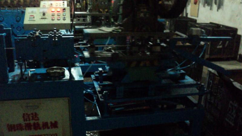 供應(yīng)鋼珠滑軌機(jī)械