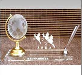 供應(yīng)北京水晶擺件北京水晶擺件制作價(jià)格