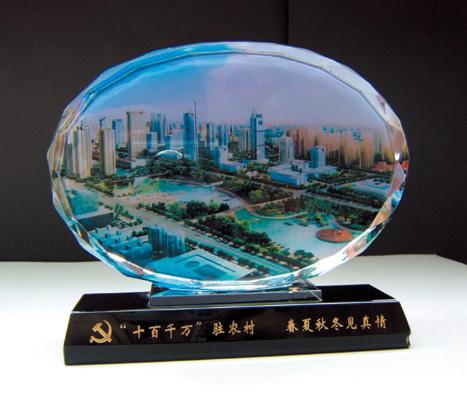 供應(yīng)北京水晶擺件北京水晶擺件制作價(jià)格