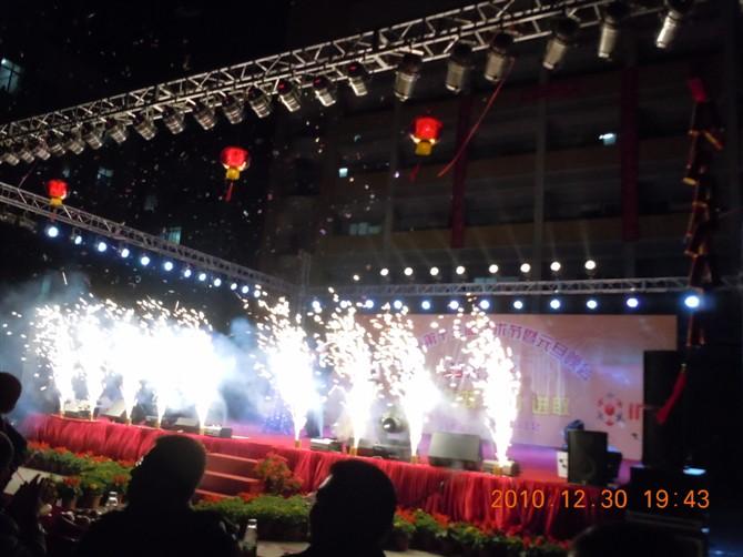 深圳興隆背景搭建舞臺(tái)燈光音響出租圖片/深圳興隆背景搭建舞臺(tái)燈光音響出租樣板圖 (4)