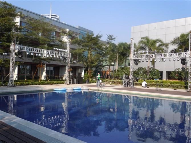 供應(yīng)深圳興隆專業(yè)舞臺(tái)燈光設(shè)計(jì)*走秀