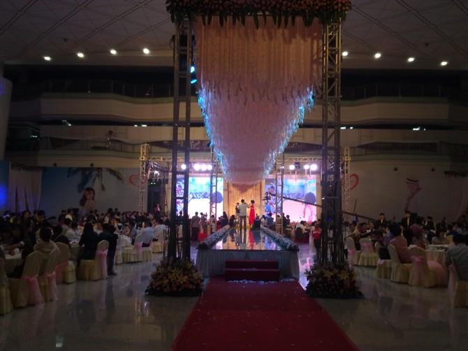 深圳興隆節(jié)目主持舞臺音響燈光出租圖片/深圳興隆節(jié)目主持舞臺音響燈光出租樣板圖 (3)