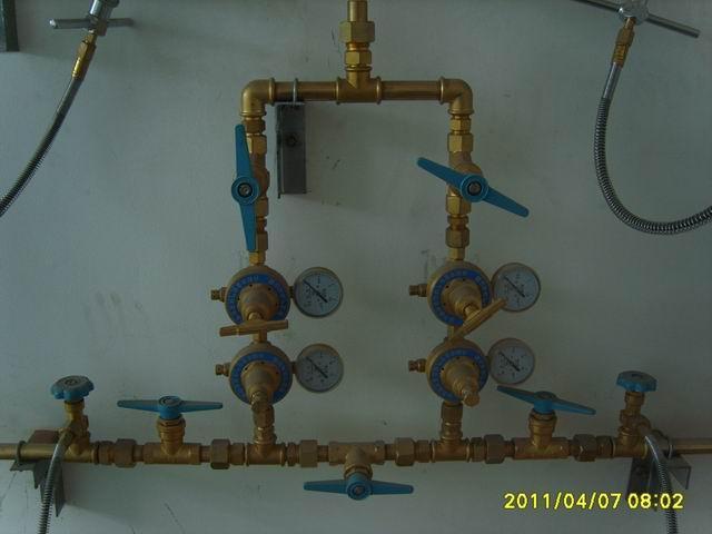 供應(yīng)氣體匯流排U形