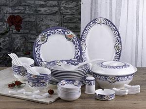 供應(yīng)東莞春節(jié)送什么禮品好-春雷禮品