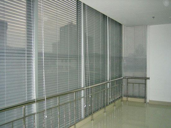 供應(yīng)成都辦公室手動百葉窗簾