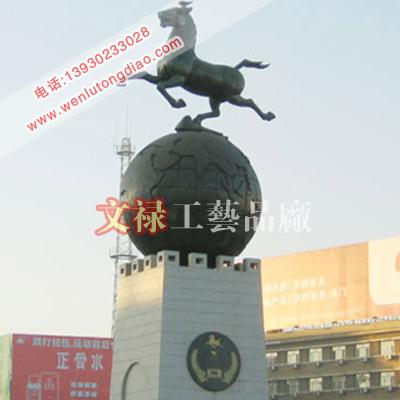 供應(yīng)鑄銅馬雕塑銅雕馬踏飛燕青銅馬城市雕塑銅雕