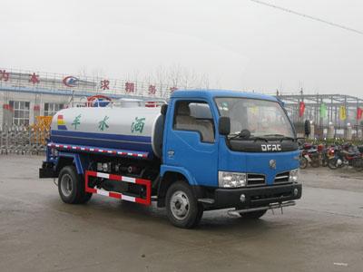 置業(yè)灑水車圖片