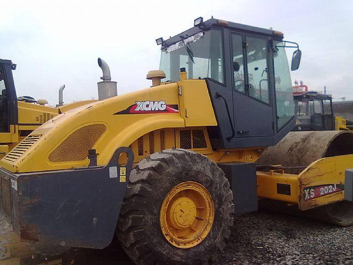 供應(yīng)徐工22噸壓路機(jī)，徐工220振動(dòng)壓路機(jī)價(jià)格 徐工壓路機(jī)