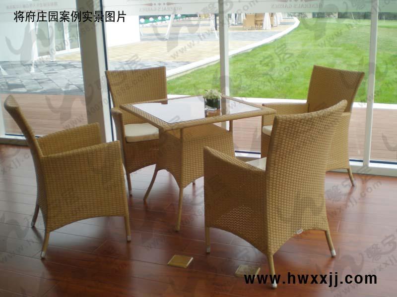 供應(yīng)溫泉度假村藤編桌椅