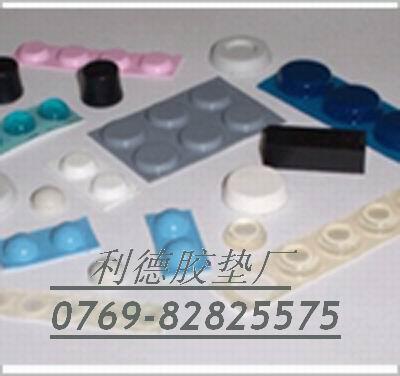 供應(yīng)專門供應(yīng)硅像膠墊-橡膠墊