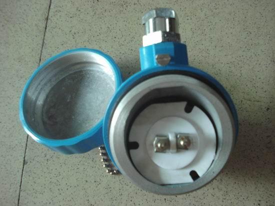 供應(yīng)*的接線盒在西弗萊