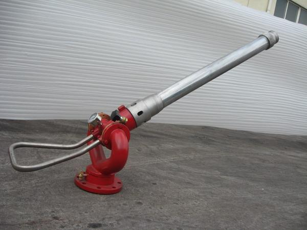 固定式手動直流泡沫炮兩用炮圖片