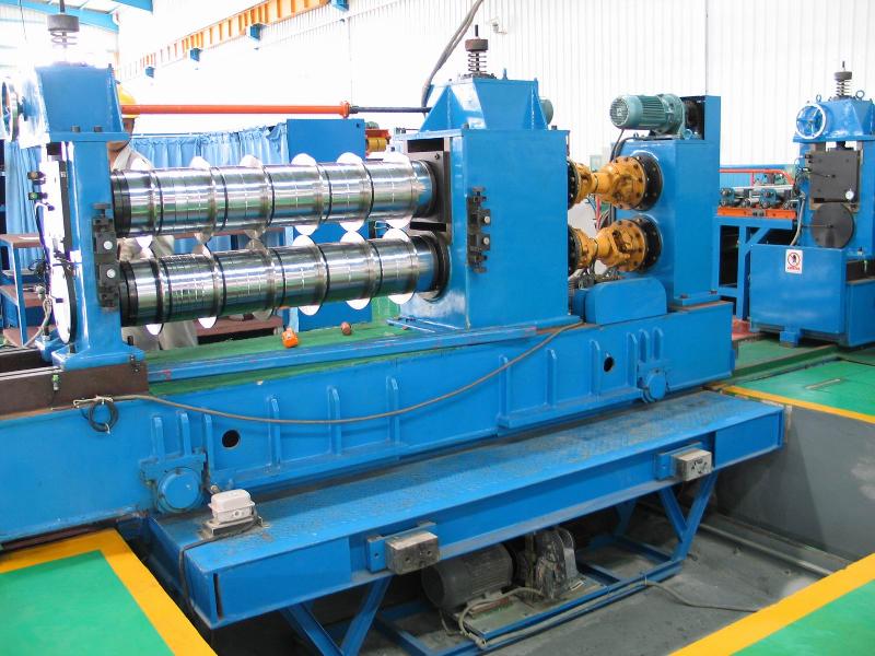 供應西北雙刀座縱剪機