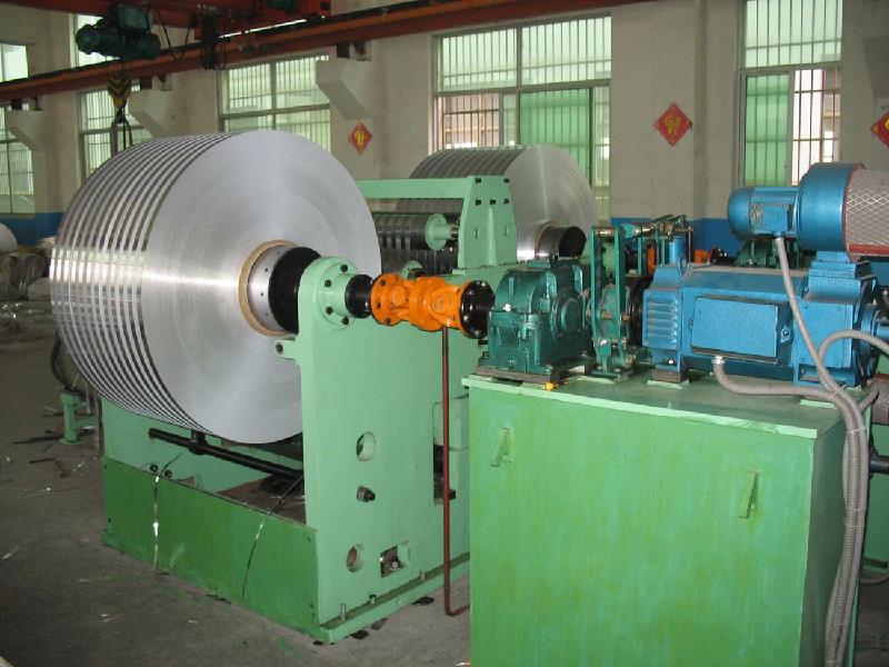 鋁帶精密分切機(jī)的好處圖片