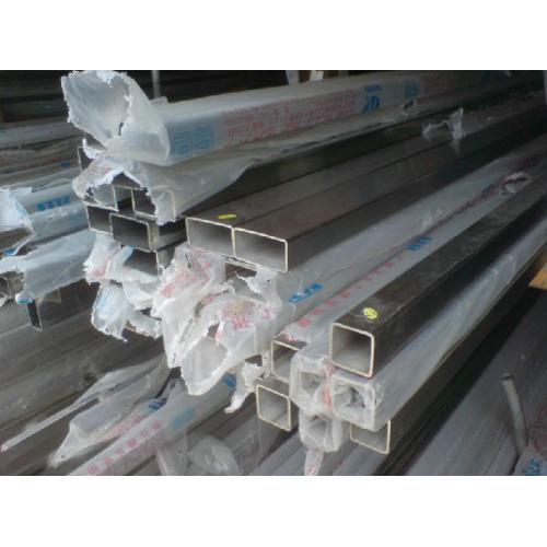 供應(yīng)高頻焊304方管拉橫絲304方管