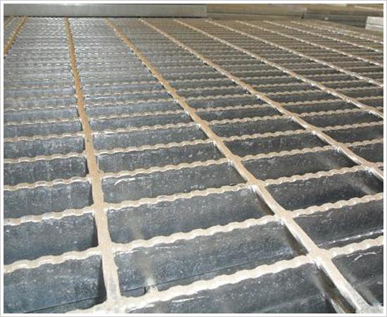 供應(yīng)格柵板生產(chǎn)