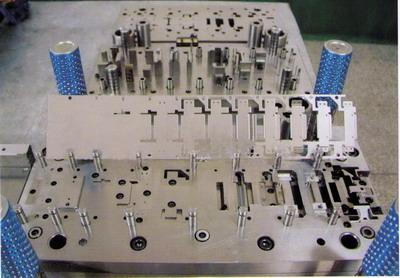 供應(yīng)五金模具塑料模具生產(chǎn)廠家