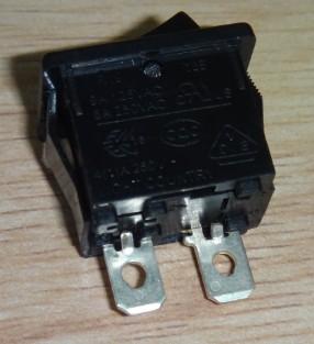 供應(yīng)白色外殼紅色按鍵翹蹺板船型開關(guān)