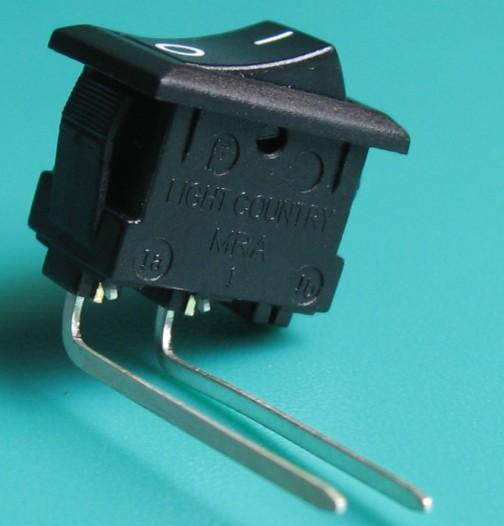 供應(yīng)出售臺(tái)灣金屬按開關(guān)及小船型開關(guān)