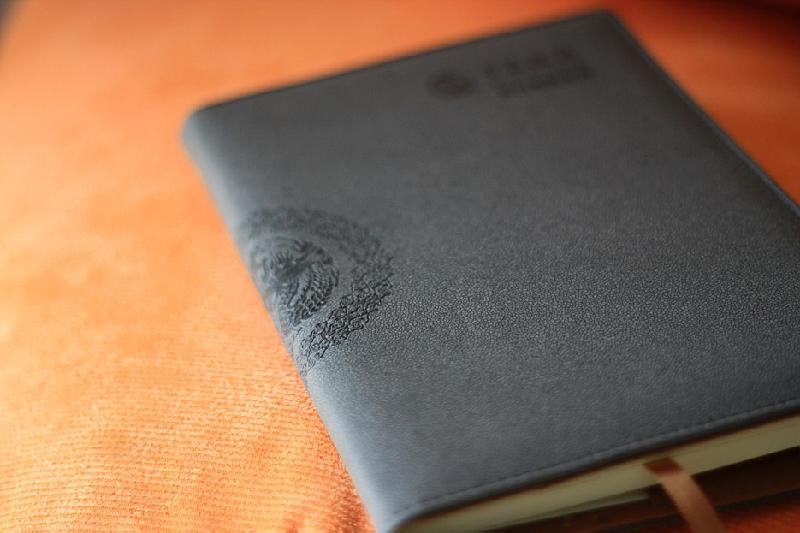 供應(yīng)*真皮記事本真皮萬用手冊