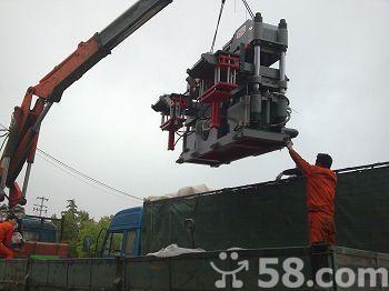 青浦工業(yè)區(qū)3噸7噸叉車出租機(jī)器搬遷貨柜裝掏 重固鎮(zhèn)汽車吊出租