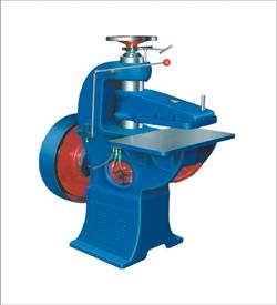 供應塑料再生資源環(huán)保粉碎機