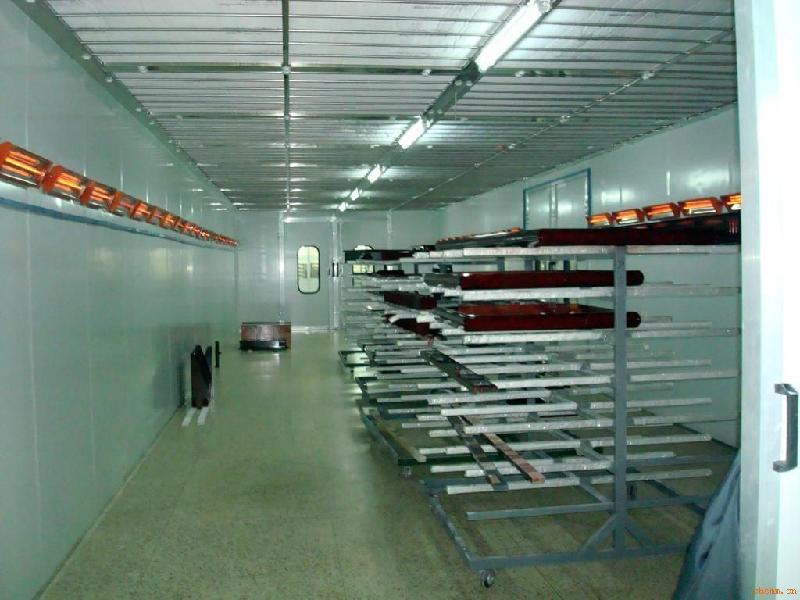 供應(yīng)廣鑫牌工件烤漆房