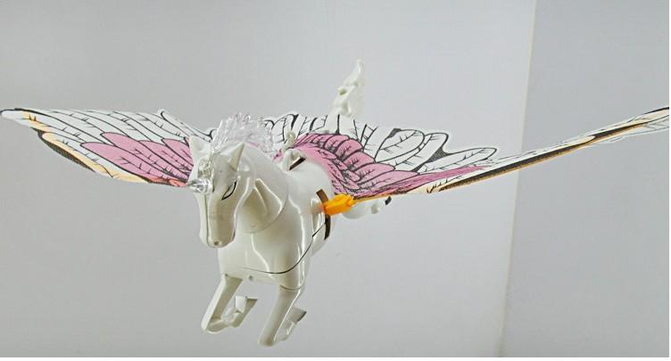 供應(yīng)電動飛馬吊線玩具，會叫的飛馬同時會飛行