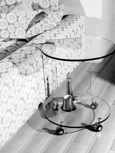 圓形玻璃桌圖片