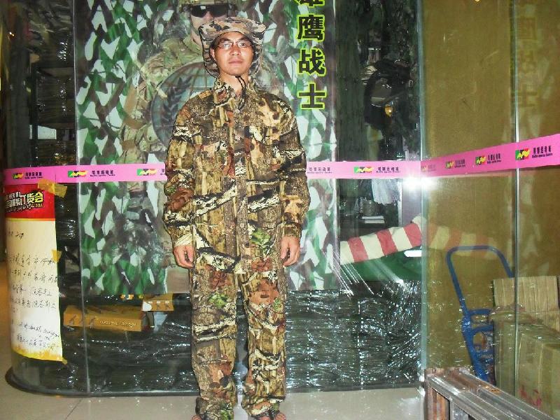 供應(yīng)迷彩套服，BDU版套裝，迷彩套裝批發(fā)