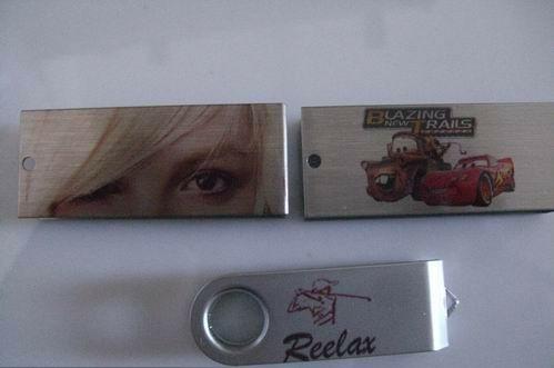 【個(gè)性印花】MP4外殼印花機(jī),可以在MP4外殼噴印印花的設(shè)備