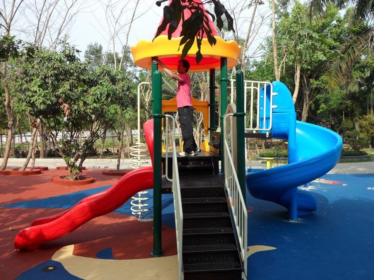 供應(yīng)深圳小區(qū)游樂設(shè)施廠家