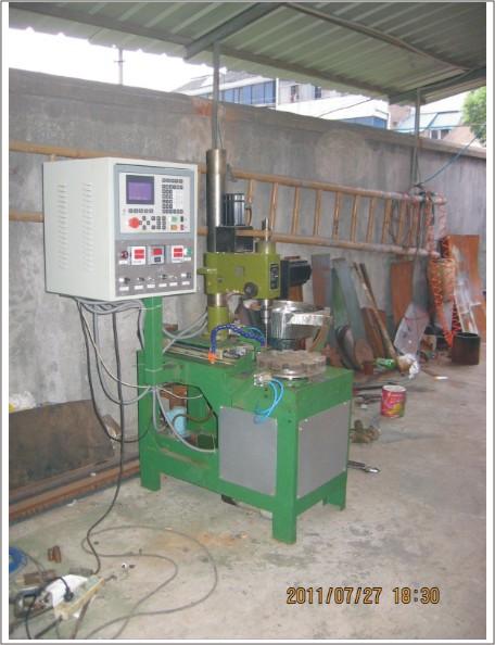 供應(yīng)全自動圓棒鉆孔機