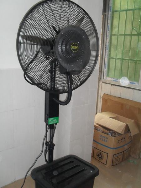 噴霧工業(yè)風(fēng)扇圖片/噴霧工業(yè)風(fēng)扇樣板圖 (3)