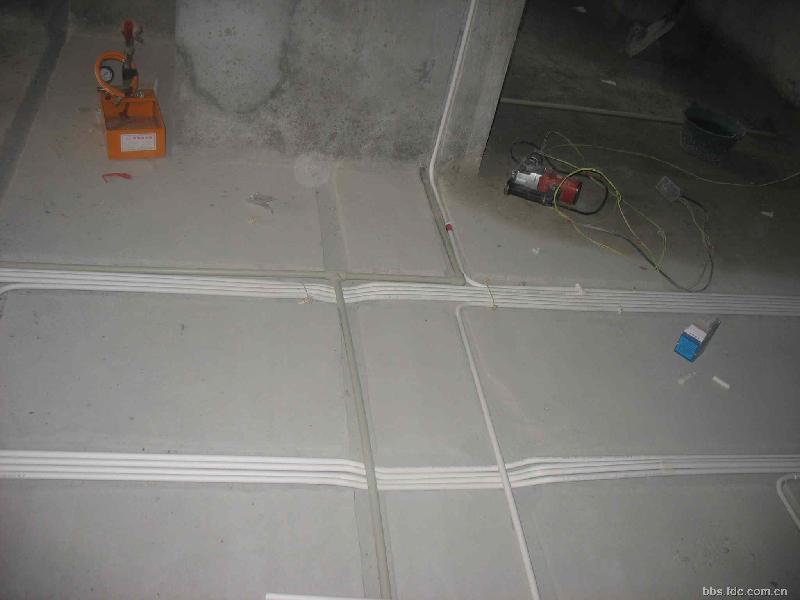 供應(yīng)專業(yè)小金廠房裝飾暗線安裝