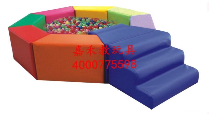 供應嘉禾軟包大型海洋球池價格