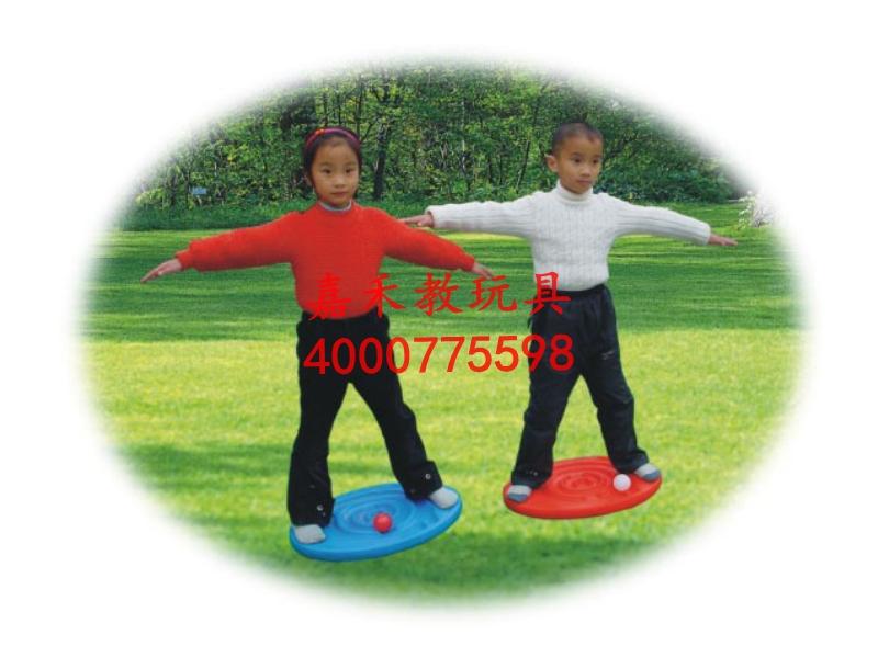 行走蹺蹺板感覺統(tǒng)合生產(chǎn)廠/批發(fā)商圖片