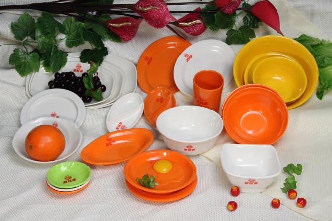 供應(yīng)密胺餐具密胺盤密胺碗火鍋店密胺餐具密胺飯盒密胺碟密胺勺密胺筷
