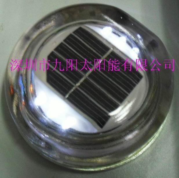 供應(yīng)太陽(yáng)能LED自發(fā)光玻璃反光標(biāo)記太陽(yáng)能玻璃道釘 太陽(yáng)能玻璃道釘燈